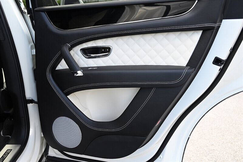 2019 Bentley Bentayga 9