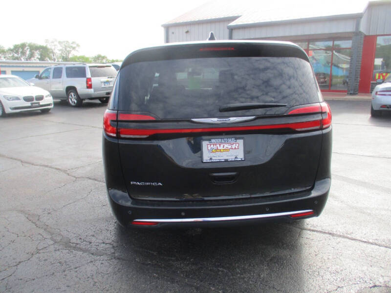 2023 Chrysler Pacifica Touring L