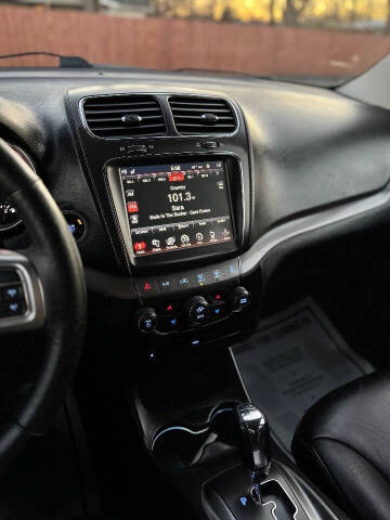 2017 Dodge Journey Crossroad Plus