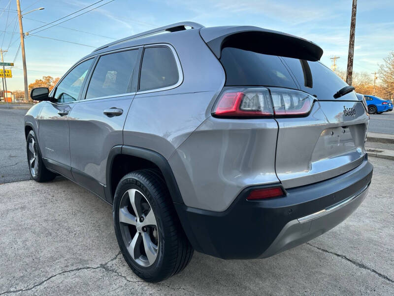 2020 Jeep Cherokee Limited photo 5