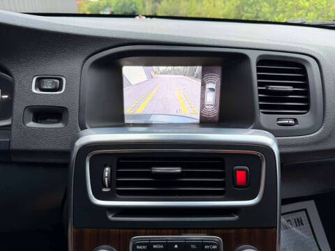 2014 Volvo S60 T5 Platinum