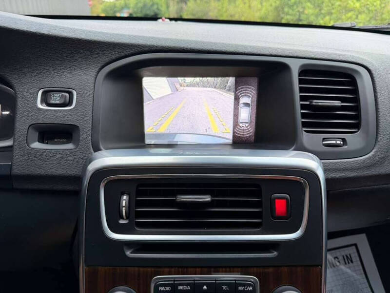 2014 Volvo S60 T5 Platinum