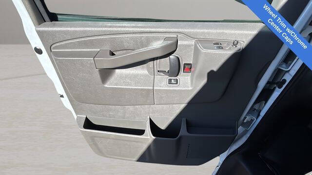 2024 Chevrolet Express LT 3500