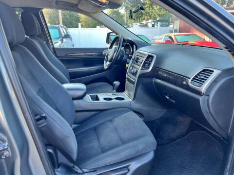 2012 Jeep Grand Cherokee Laredo