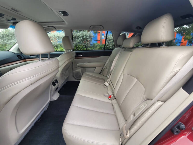 2013 Subaru Outback 2.5i Limited