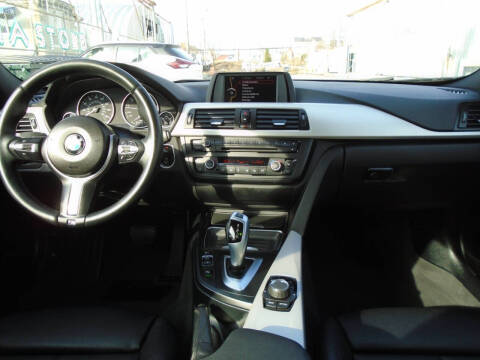 2014 BMW 3 Series 320i xDrive