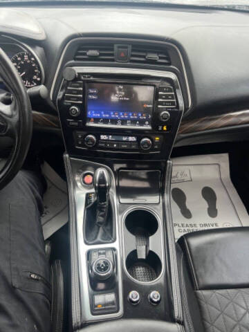 2017 Nissan Maxima Platinum