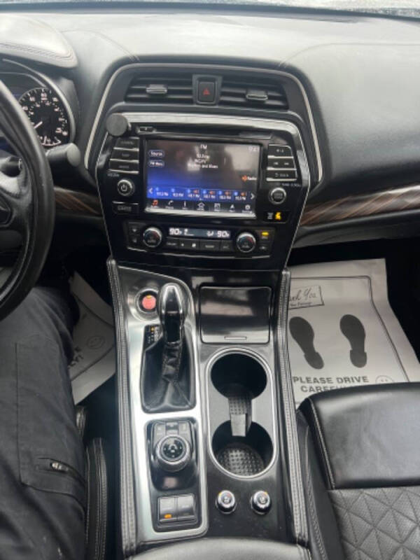 2017 Nissan Maxima Platinum