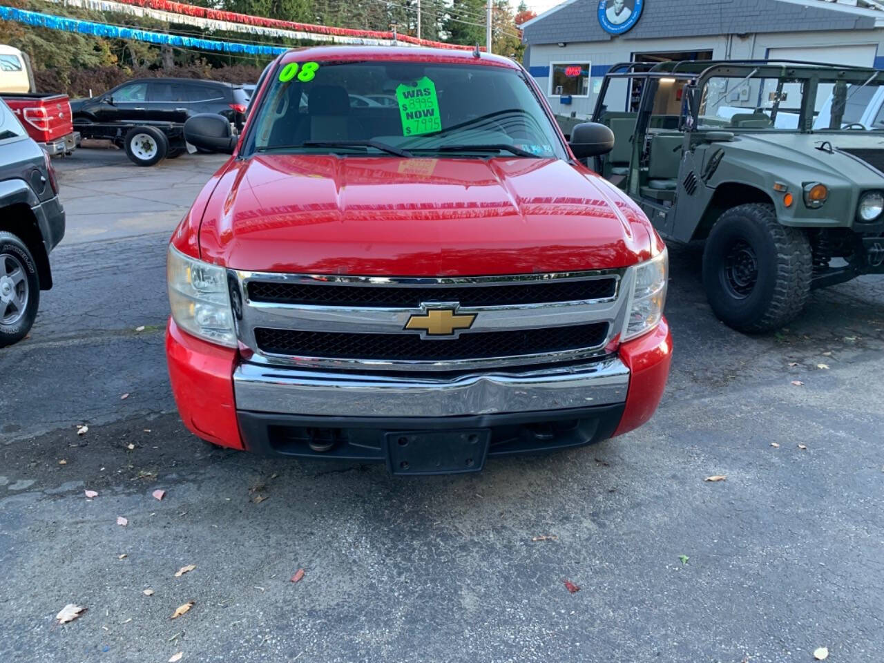 2008 Chevrolet Silverado 1500 for sale at Chuckie Bizzarro's Fleetwing Auto in Erie, PA