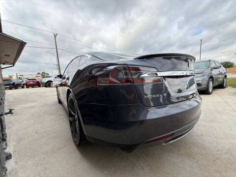 2015 Tesla Model S