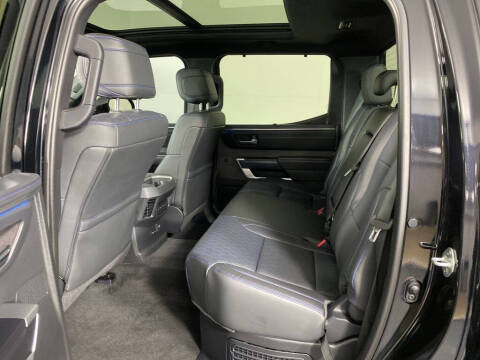 2024 Toyota Tundra Platinum HV