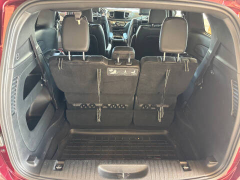 2018 Chrysler Pacifica Touring L Plus