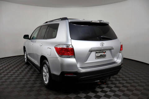 2011 Toyota Highlander SE