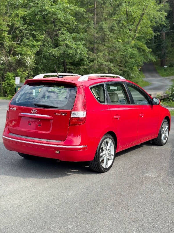 2011 Hyundai Elantra Touring SE