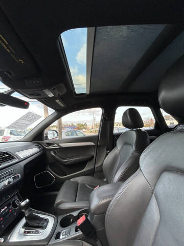 2016 Audi Q3 2.0T quattro Prestige