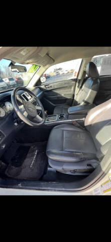 2010 Chrysler 300 Touring