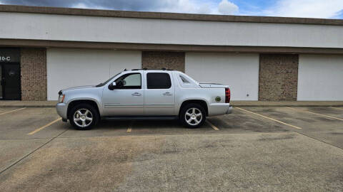 2011 Chevrolet Avalanche for sale at A & P Automotive in Montgomery AL