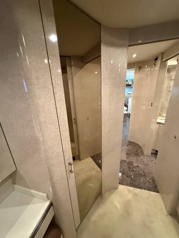 2001 Prevost Marathon