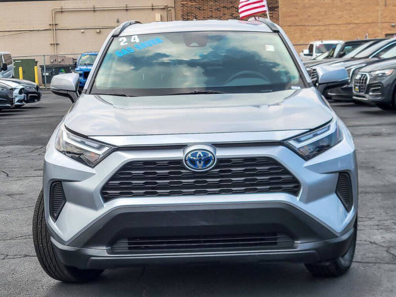 2024 Toyota RAV4 Hybrid LE