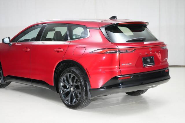 2025 Toyota Crown Signia Limited