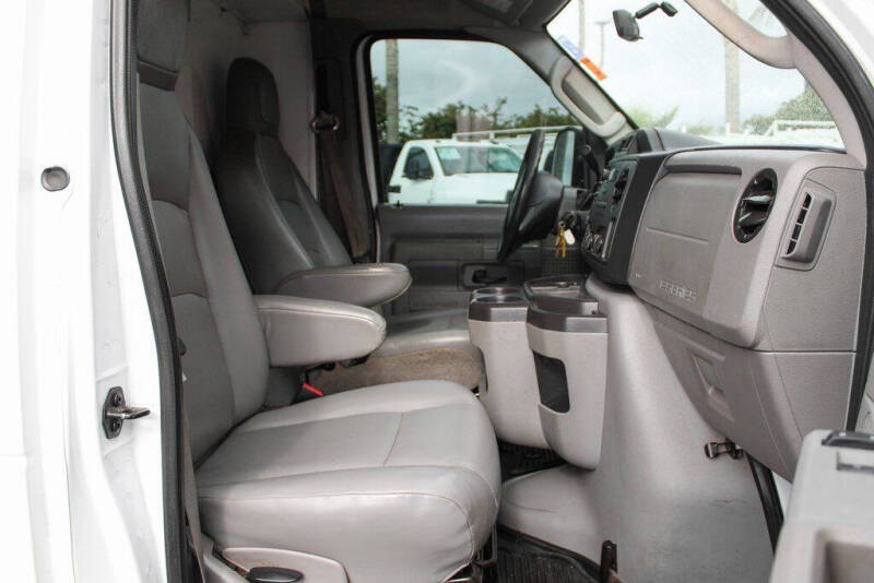 2014 Ford E-Series