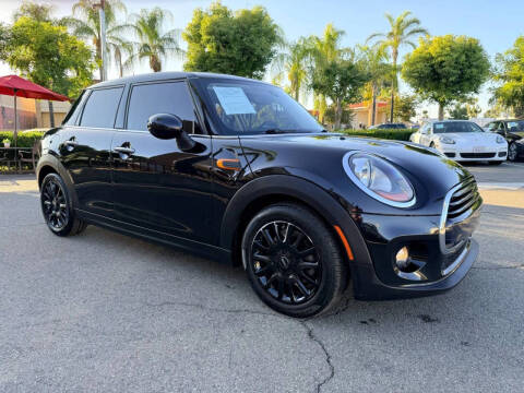 2018 MINI Hardtop 4 Door Cooper