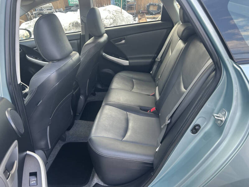 2013 Toyota Prius Three