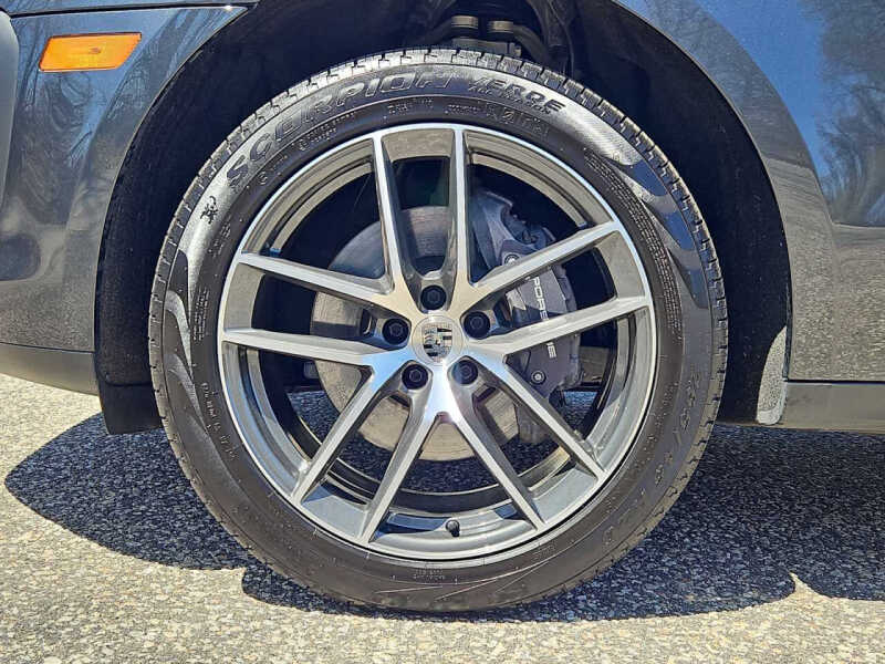 2024 Porsche Macan