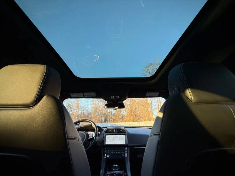 2017 Jaguar F-PACE S