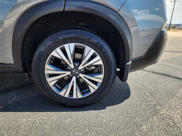 2022 Nissan Rogue SV