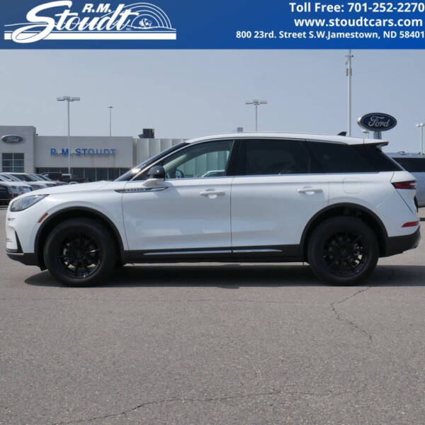 2023 Lincoln Corsair Standard