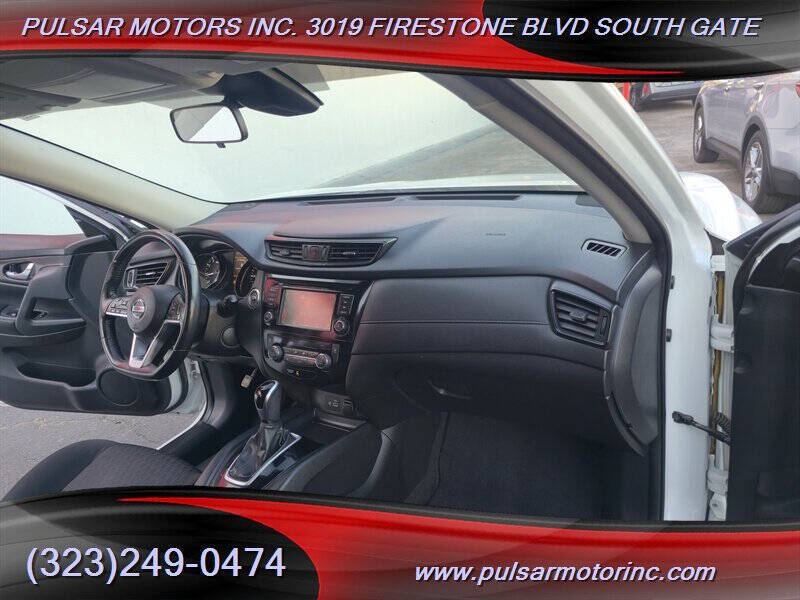 2020 Nissan Rogue SV