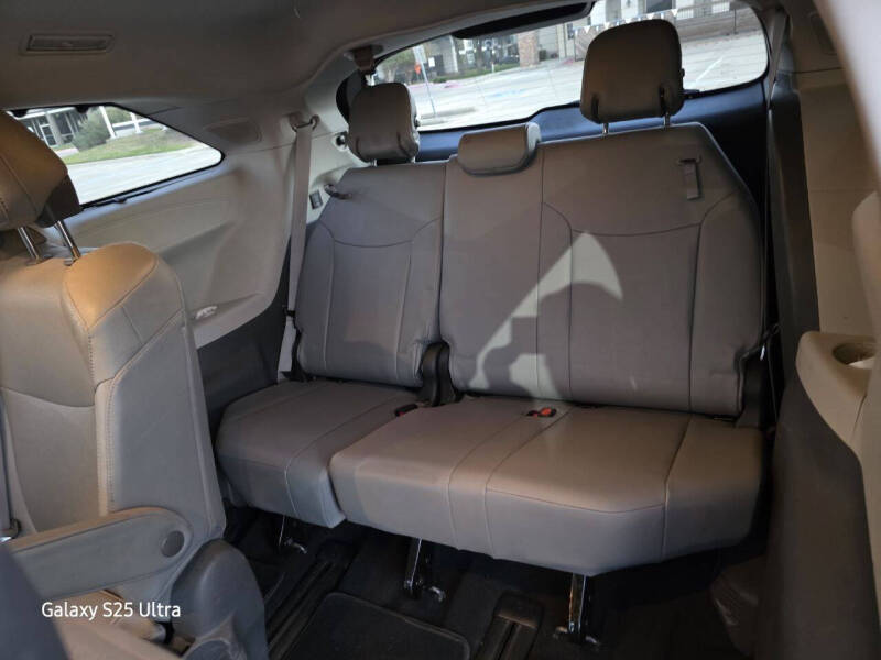 2021 Toyota Sienna Limited 7-Passenger