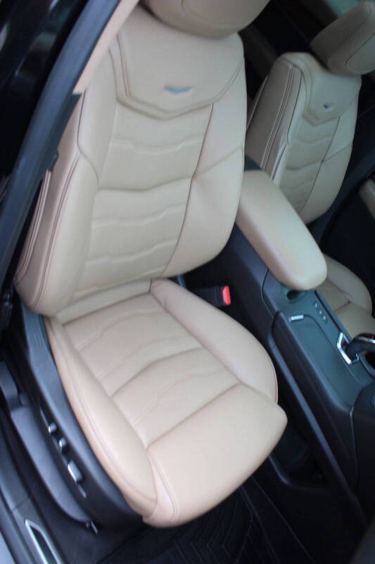 2017 Cadillac XT5 Platinum