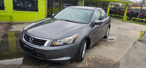 2008 Honda Accord for sale at RODRIGUEZ MOTORS CO. in Houston TX