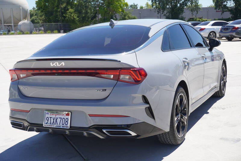 2022 Kia K5