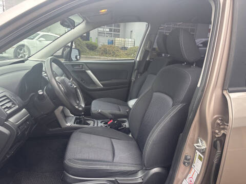 2014 Subaru Forester 2.5i