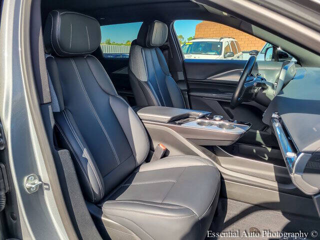 2024 Cadillac LYRIQ Tech