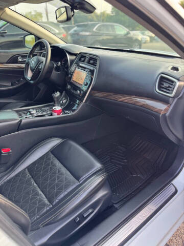 2017 Nissan Maxima