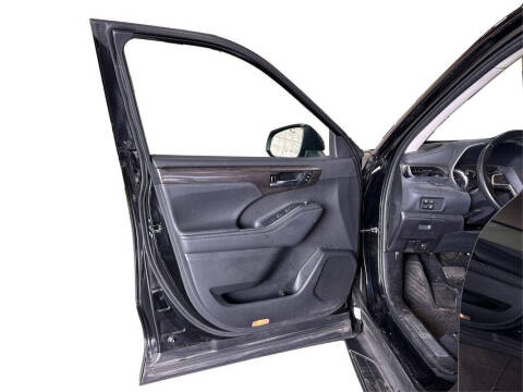 2022 Toyota Highlander Hybrid Limited