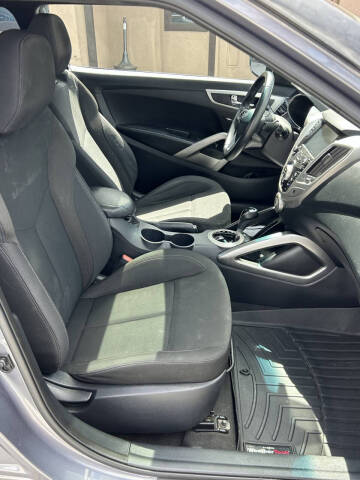2017 Hyundai Veloster Value Edition