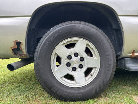 2005 Chevrolet Suburban 1500 LT