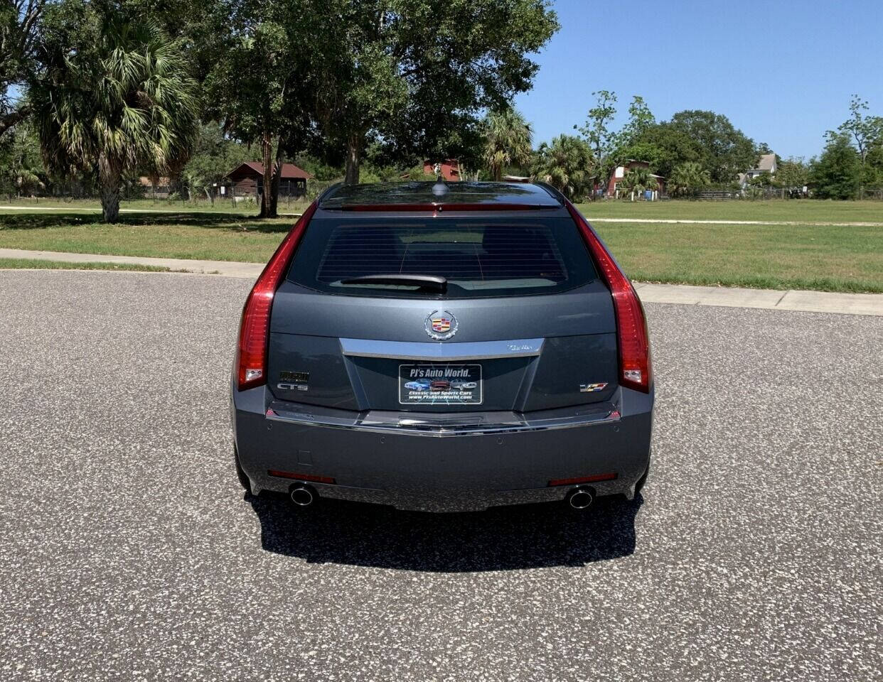 2011 Cadillac CTS-V 21