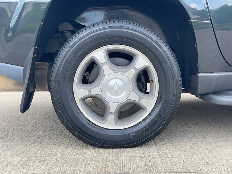 2004 Chevrolet TrailBlazer EXT LT