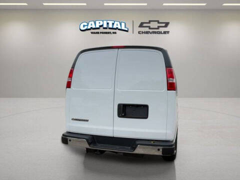 2025 Chevrolet Express 2500