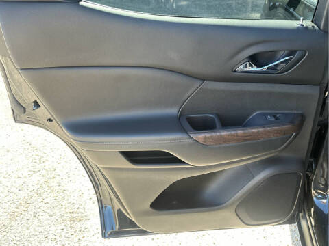 2020 GMC Acadia Denali