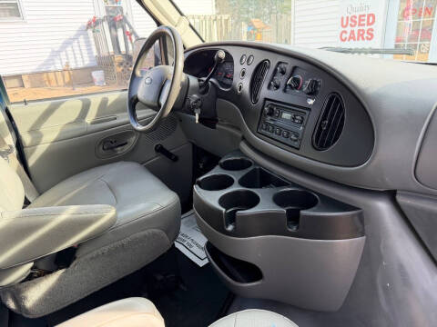 2008 Ford E-Series E-350 SD XLT