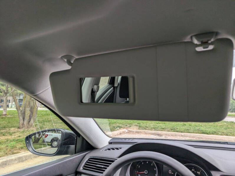 2017 Volkswagen Passat 1.8T S