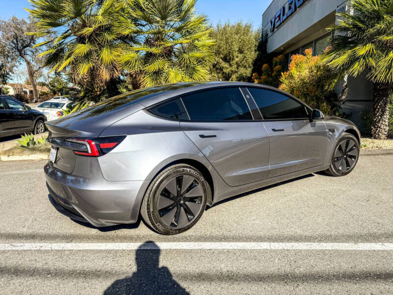 2025 Tesla Model 3 Long Range