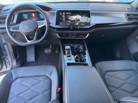 2024 Volkswagen Atlas Cross Sport SE